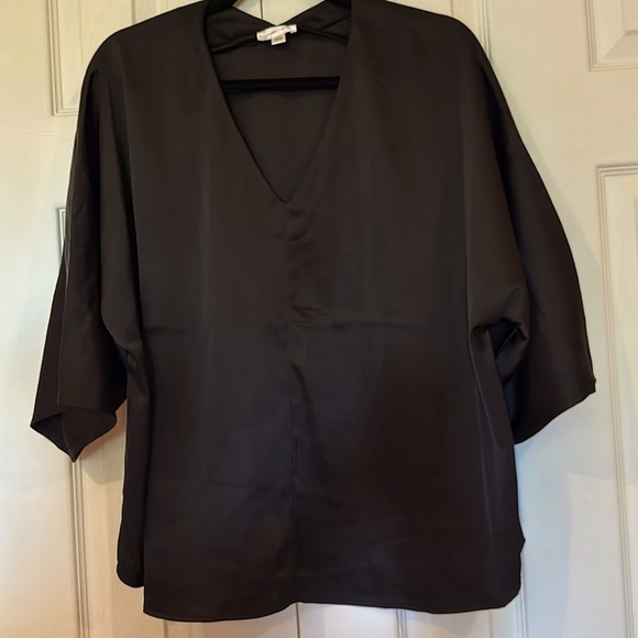 Gemma & Jane Black V neck flowy style silky 3/4 sleeve blouse Sz  M - Picture 3 of 14